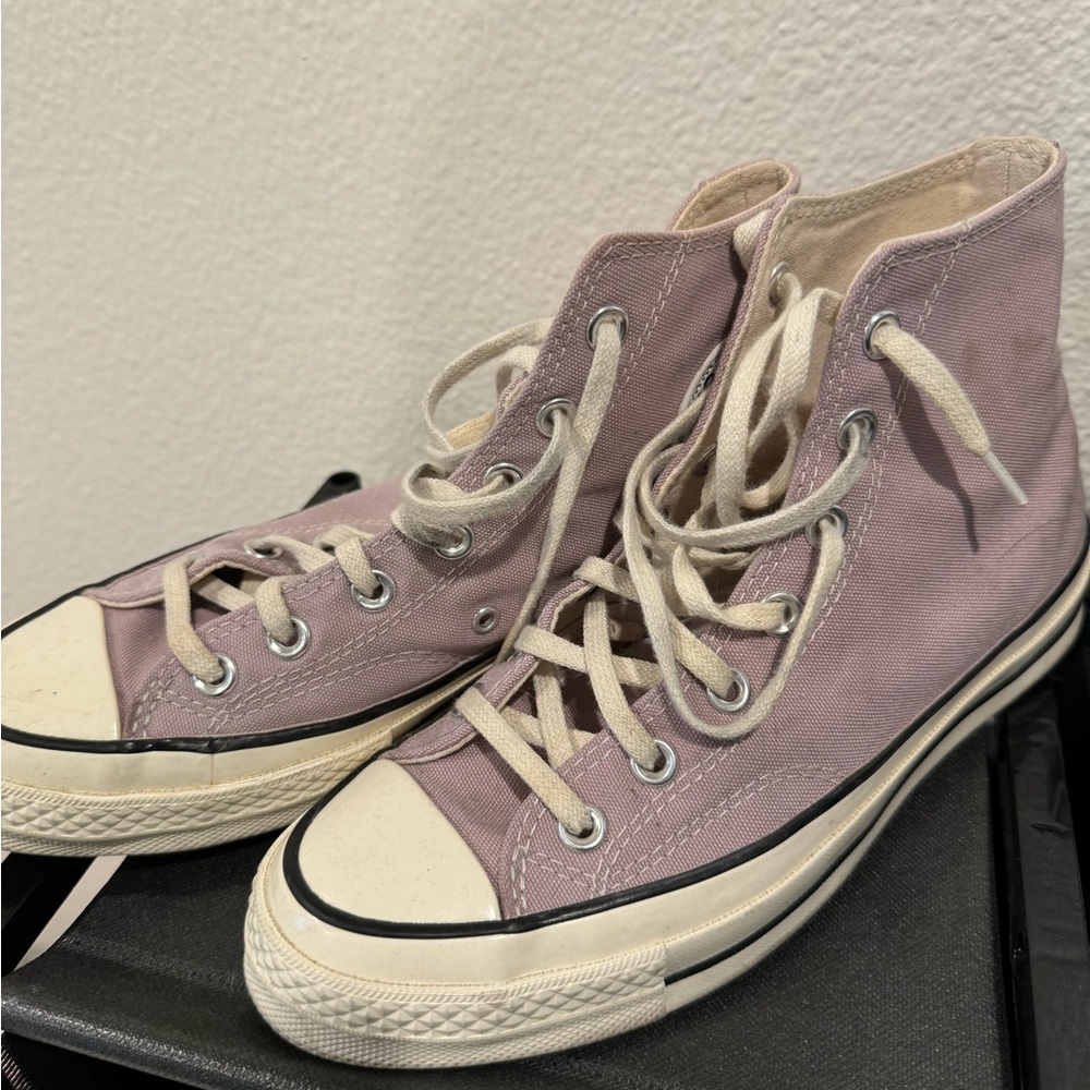 High top lilac converse